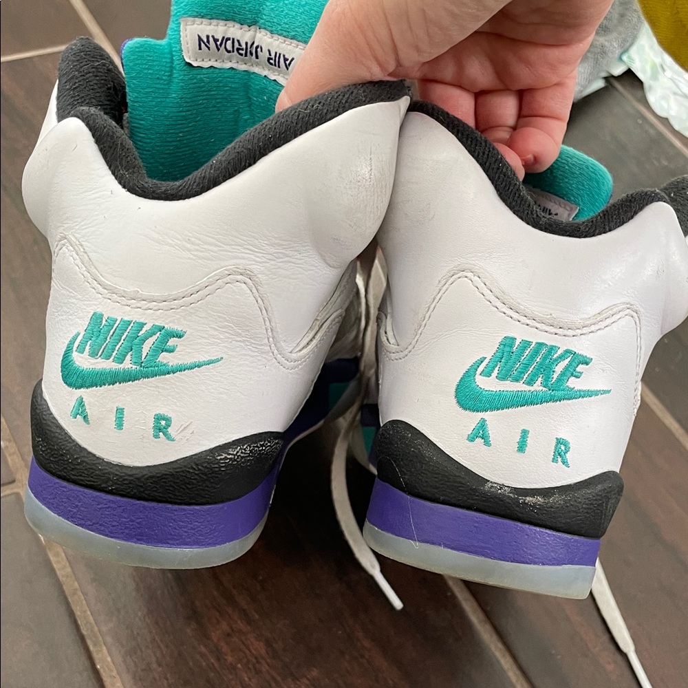 Kids White and Purple Air Jordan Basketball Shoes - Picture 6 of 10